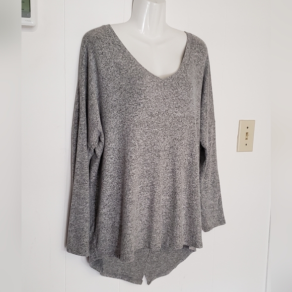 Wantable Envelope Back Brushed Knit Sweater - Picture 2 of 6